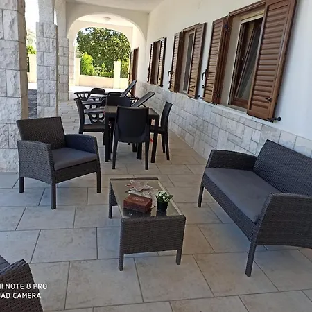 Su Monte Abele Villa *