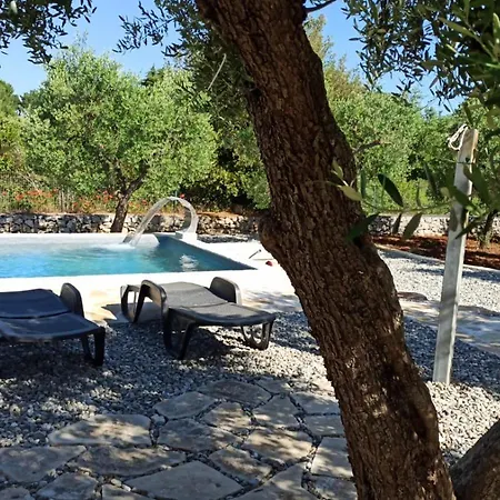 Villa Su Monte Abele *