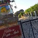 Su Monte Abele Villa *