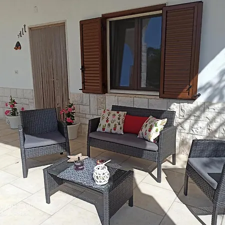 Su Monte Abele * セルヴァ・ディ・ファザーノ