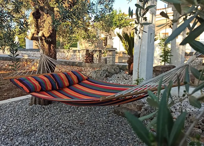Villa Su Monte Abele